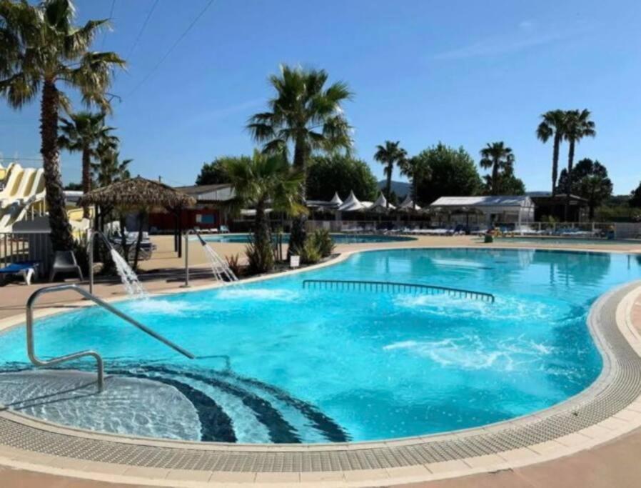 Le Moorea Mobilhome Camping Le Montourey 4 Etoiles Fréjus 외부 사진